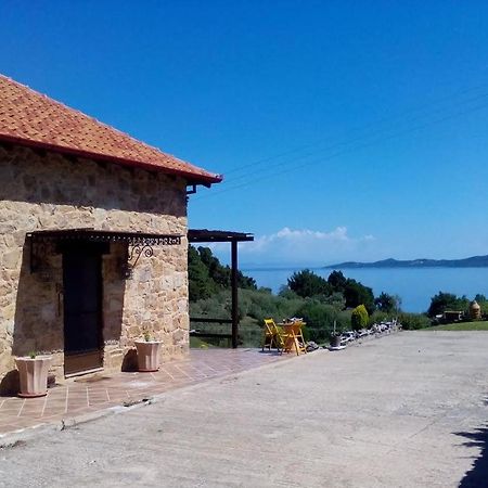 הוילה נאה רודה Stonehouse & Casa Al Sole E Al Mare מראה חיצוני תמונה